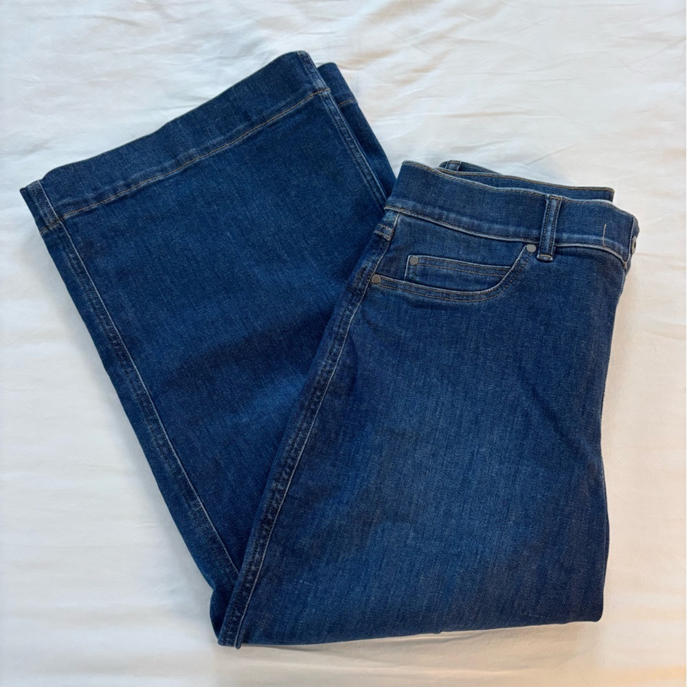 SPANX Dark Blue Flare & Wide Leg Cropped Jeans NWOT - Picture 9 of 10